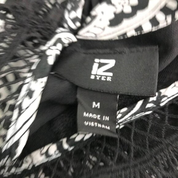 NWT iZ Byer Womens M Black Lace Blouse Aztec Tank Top Sleeveless Floral Casual - Picture 5 of 11